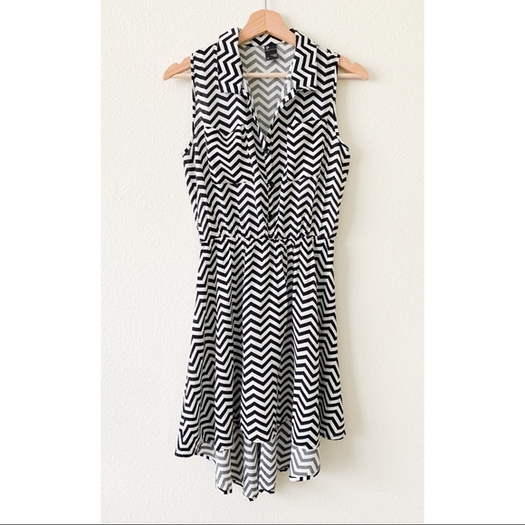 Full Tilt Dresses & Skirts - Full tilt  Geometric Summer Dress